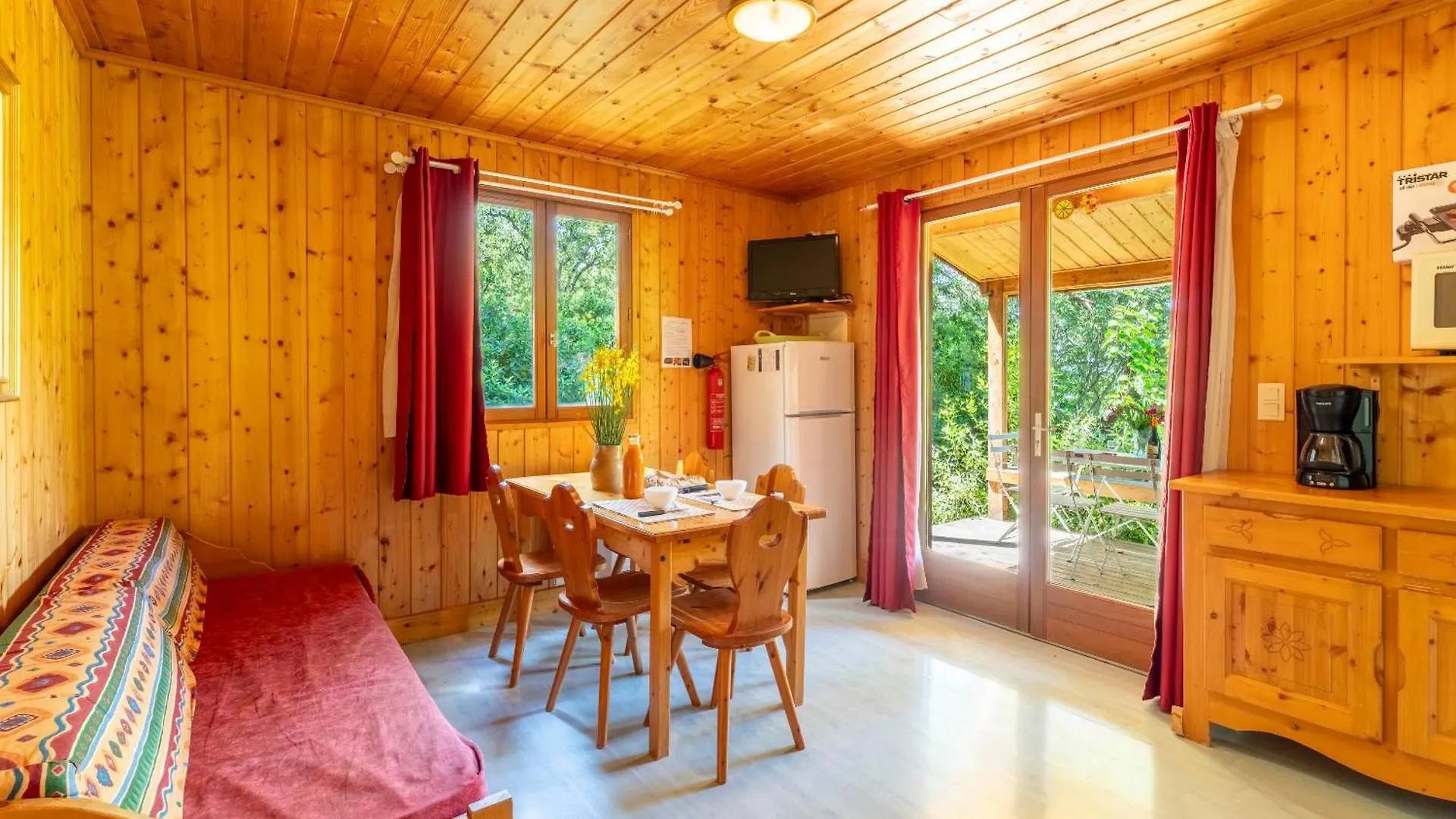 Gite Lavande Mirabel-aux-Baronnies 0*,  France